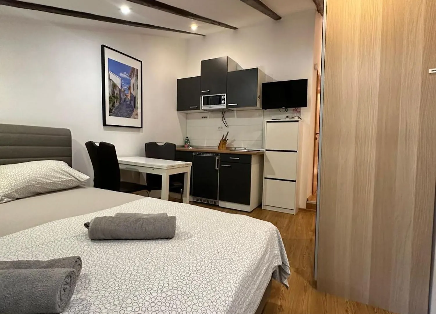 Apartment In The Heart Of プーラ